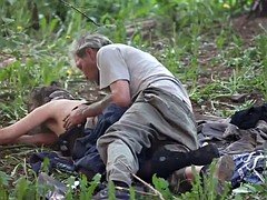 Зрелые, На природе, Русские, Подглядывание