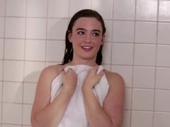 Salle de bains, Blonde, Sucer une bite, Collège université, Hard