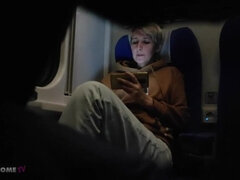 Amateur, Pareja, Casero, Al aire libre, Cabello corto, Adolescente, Tren, Voyeur