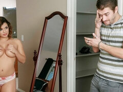 Grosser arsch, Grosser schwanz, Blasen, Hundestellung, Ehemann, Milf, Kurzes haar, Strümpfe