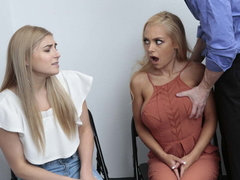 Leie, Blasen, Schwanz, Büro, Realität, Jungendliche (18+), Flotter dreier, Spanner