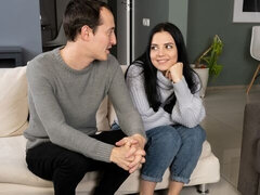 Gros cul, Sucer une bite, Mignonne, En levrette, Pov, Rasée, Maigrichonne, Adolescente