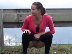 Gevangen, Naakt, Buiten, Pissen, Tiener, Bekijker