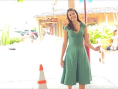 En gros plan de très près, Extrême, Masturbation, Orgasme, Public, Solo, Gicler, Sous la jupe