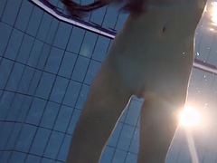 Fetisch, Freundin, Nackt, Pool, Pornostars, Russisch, Jungendliche (18+), Unter wasser