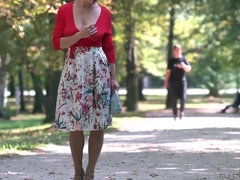 Tetas grandes, Peludo, Enorme, Lesbiana, Monstruo, Al aire libre, Coño, Tetas colgantes