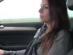 Morena, Coche, Madura, Peludo, Natural, Pov, Público, Tímido