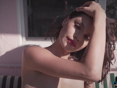 Жопа, Большая жопа, Большие сиськи, Латиноамериканки, Натуральные сиськи, На природе, Соло, Молоденькие