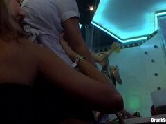 Cul, Gros cul, Gros seins, Ivre, Hard, Orgie, Chatte, Nénés