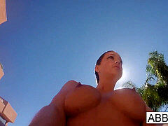 Achter de coulissen, Bruinharig, Onderwater