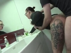 Bizar, Pijpbeurt, Bruinharig, Sperma in mond, Extreem, Hd, Moeder die ik wil neuken, Zuigen