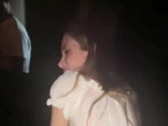 Enthousiasteling, Kont, Grote lul, Blond, Pijpbeurt, Bioscoop, Hardcore, Slet
