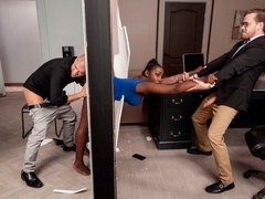 Mooie dikke vrouwen, Grote kont, Zwart, Bruinharig, Dubbele penetratie, Muurgat, Handbeurt, Moeder die ik wil neuken