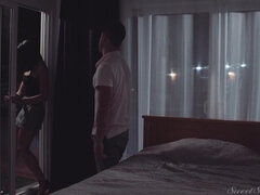 Американки, Жопа, Спальня, Минет, Измена, Джинсы, Лизание, Милф