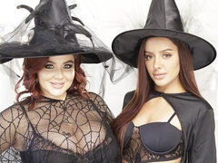 Grosser arsch, Fingern, Küssen, Lecken, Lingerie, Masturbation, Rotschopf, Entkleiden