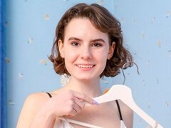 Жопа, Брюнетки, Пальцем, Большие дырки, Белье, Натуральные сиськи, Бритые, Тощие