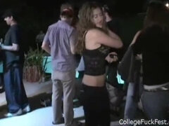 Mamada, Universidad, Fetiche, Sexo duro, Fiesta, Calientapollas, Adolescente, Trio