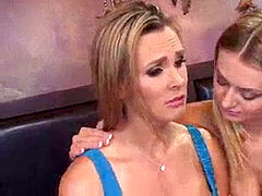 Madura, Penetracion con dedos, Madres para coger, Bragas, Anilingus, Madrastra, Tatuaje, Adolescente