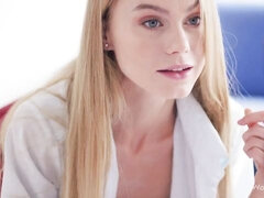 Culo, Rubia, Mamada, Estilo perrito, Pajear, Madres para coger, Falda, Tetas