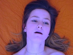 Amateur, Brunette brune, Masturbation, Solo, Adolescente, Nénés, Jouets, Webcam