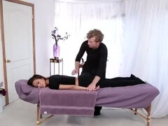 Азиатки, Брюнетки, Китаянки, Сперма на лице, Секс без цензуры, Японки, Кореянки, Массаж