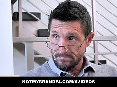 Брюнетки, Семяизвержение, Папочка, Дедушка, Хд, Киски, Табу, Молоденькие