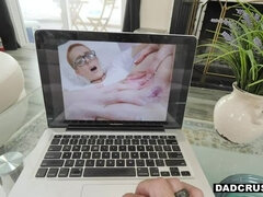 Kont, Pijpbeurt, Sperma shot, Sperma in gezicht, Natuurlijke tieten, Rijden, Kort haar, Mager