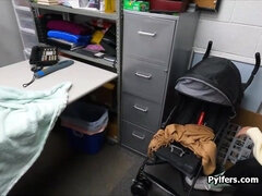 18 ans, Amateur, Sucer une bite, Gode, Chatte, Espionne, Volé, Adolescente