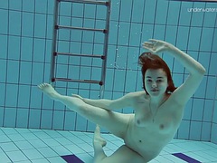 Chica, Bikini, Morena, Público, Ruso, Solo, Tetas, Bajo el agua