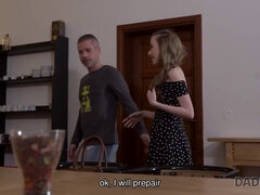 18 летние, Бойфренд, Дочка, Хд, Русские, Сюрприз, Молоденькие