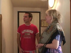 Grosse titten, Blasen, Vollbusig, Tschechisch, Hundestellung, Oma, Reif, Realität