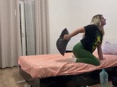 Big ass Latina releases gas while changing bed linens