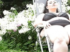 69 negenenzestig, Mooie dikke vrouwen, Gezichtzitten, Vrouw, Dominante vrouw, Hardcore, Moeder, Buiten