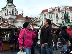 Минет, Брюнетки, Постарше, Глубокая глотка, Бабушки, Зрелые, Милф, Мамочка