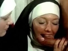 Gros seins, Sucer une bite, Classique, 2 femmes 1 homme, Mère que j'aimerais baiser, Chatte, Rétro, Rétro ancien