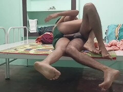 Asiatique, Défloration, Première fois, Hard, Indienne, Massage