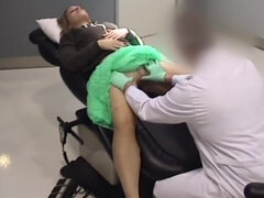 18 ans, Amateur, Blonde, Sucer une bite, Attrapée, Tir de sperme, Médecin, Fait maison