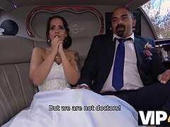 Tetas grandes, Cornudo, Checa, Hd, Marido, Pov, Medias largas, Tatuaje