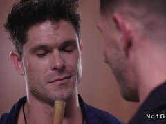 Anal, Sucer une bite, Doigter, Homosexuelle, Branler, Muscle, Bureau, Suçant