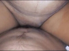 18 ans, Bisexuelle, Couple, Petite amie, Femme au foyer, Indienne, Maman, Pov