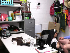 Culo grande, Verga grande, Tetas grandes, Inocente, Monja