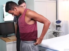 Jay Seabrook And Scott Demarco In Large Weenie Satisfies Crazy Aperture