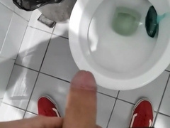 Spycam Nutting in Office Douche