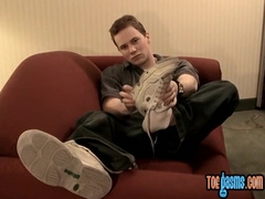 Youthfull and Glorious Tommy Solo Drains while Showcasing his Soles