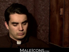 MaleIcons.com - Seth Santoro on top, riding Jesse Vos' big dick with passion and intensity