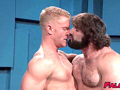 Blond bulky jock gets his fuck-hole drilled by hairy hunk
