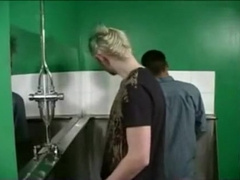 Spikes Public Toilet Wank