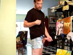 Hairyartist tempts with slow seduction for pleasure