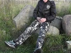 Randon Strait shoots cum on his camo pants