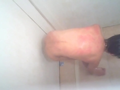 Flagra- japa punhetando no chuveiro